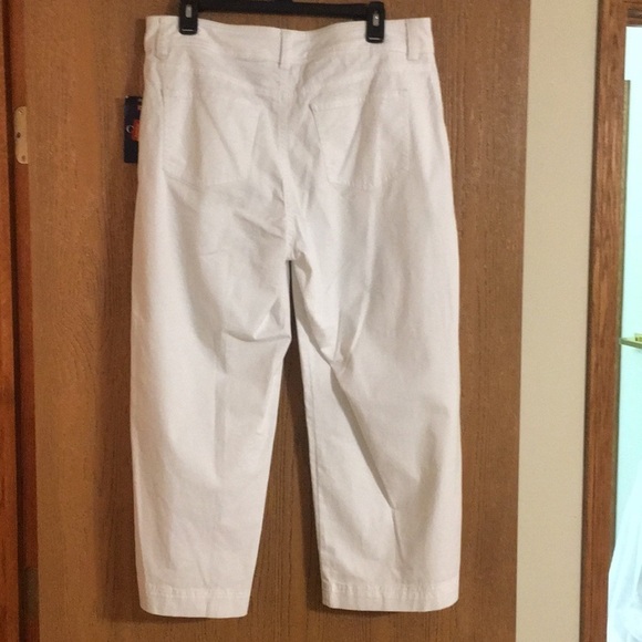 Chaps White ankle pants. Brand new. Size 12 - Picture 2 of 2